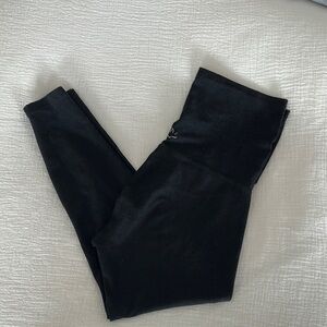 Beyond Yoga Over the Bump Maternity Leggings